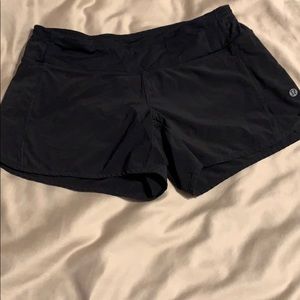 Lululemon Run Times Size 4- Black